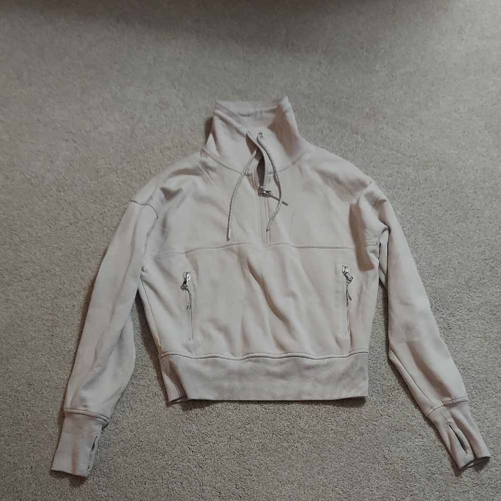 Old Navy Cream-Colored Dynamic Fleece Size S
